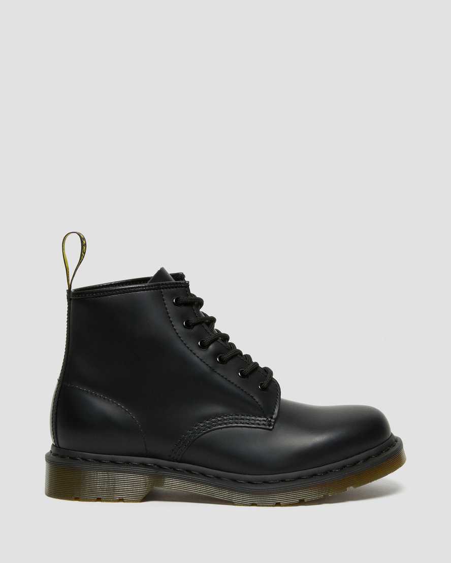 101 Black Stitch Smooth Leather Ankle Boots | Dr. Martens