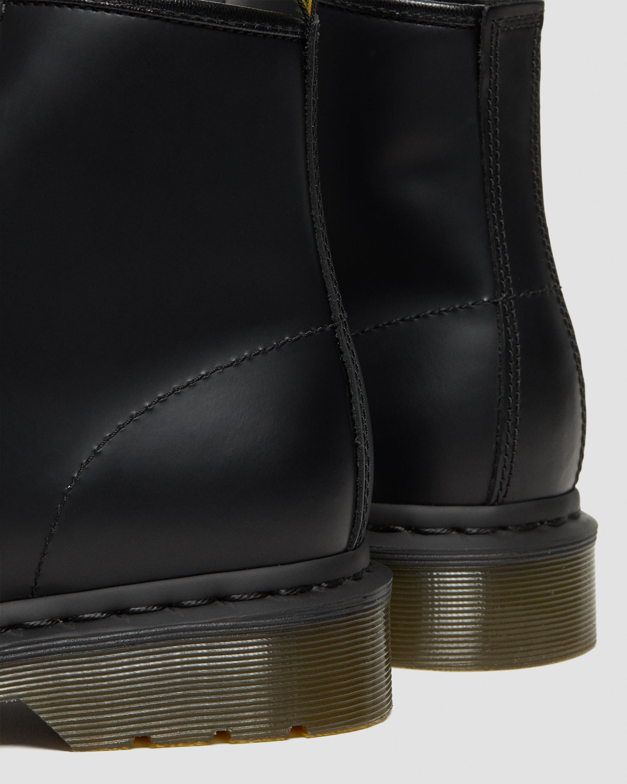 https://i1.adis.ws/i/drmartens/24255001.88.jpg?$large$101 Black Stitch Smooth Leather Ankle Boots Dr. Martens