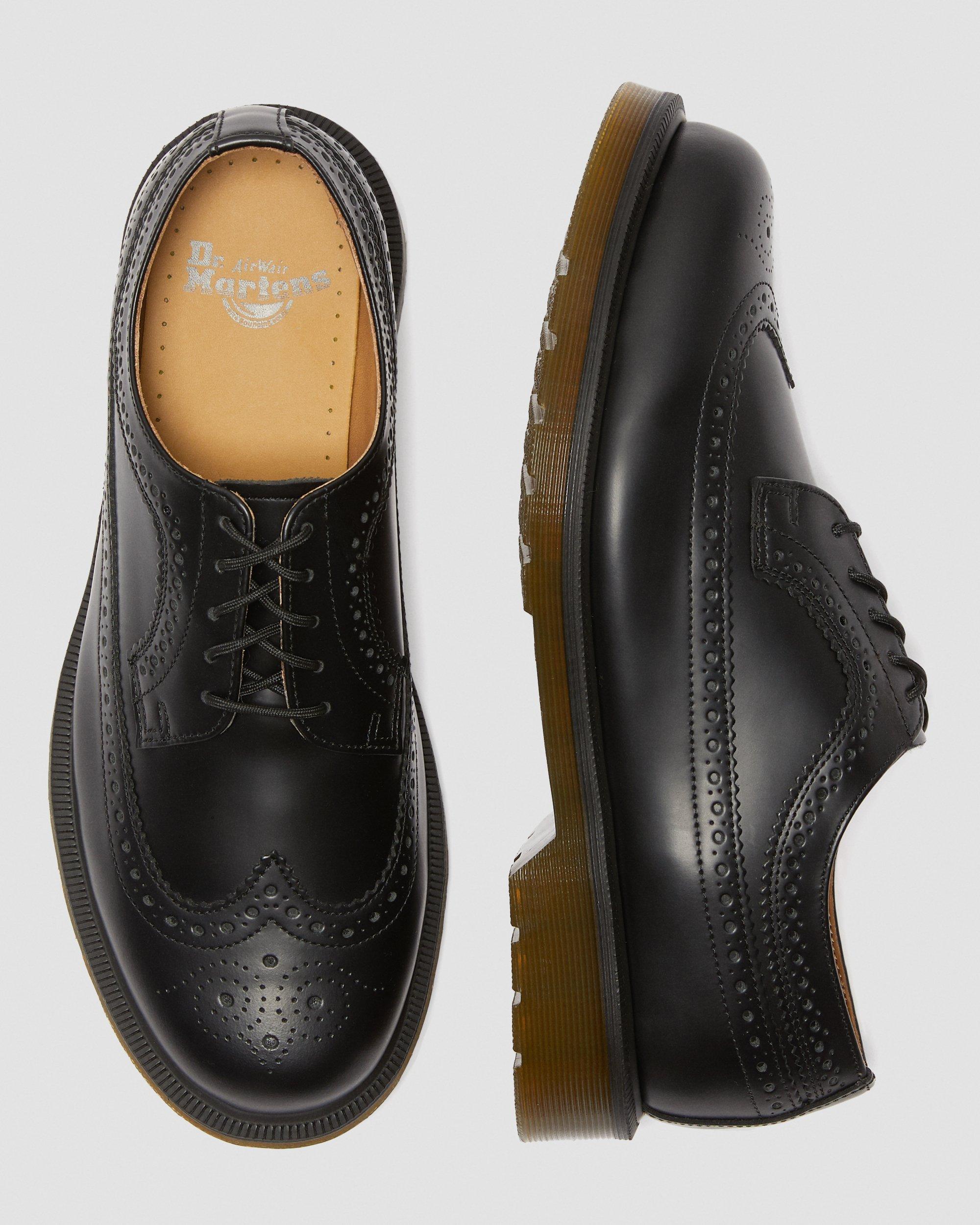 3989 Smooth Leather Brogue Shoes in Black