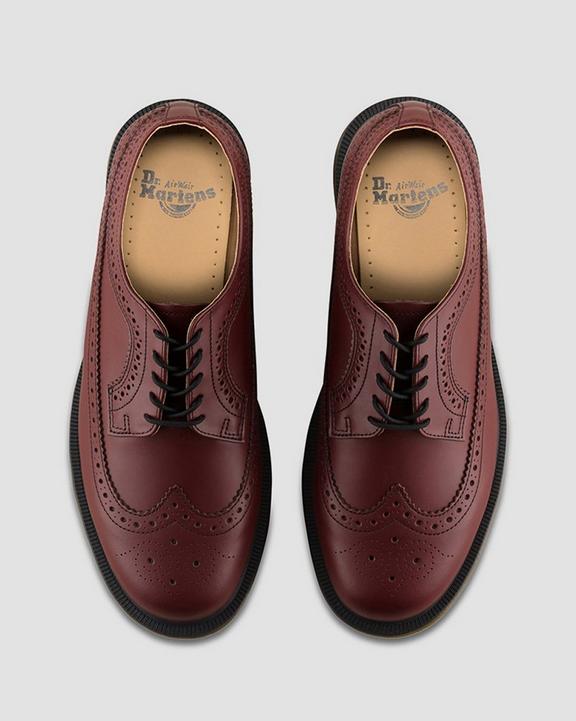 3989 Smooth Leather Brogue Shoes Dr. Martens