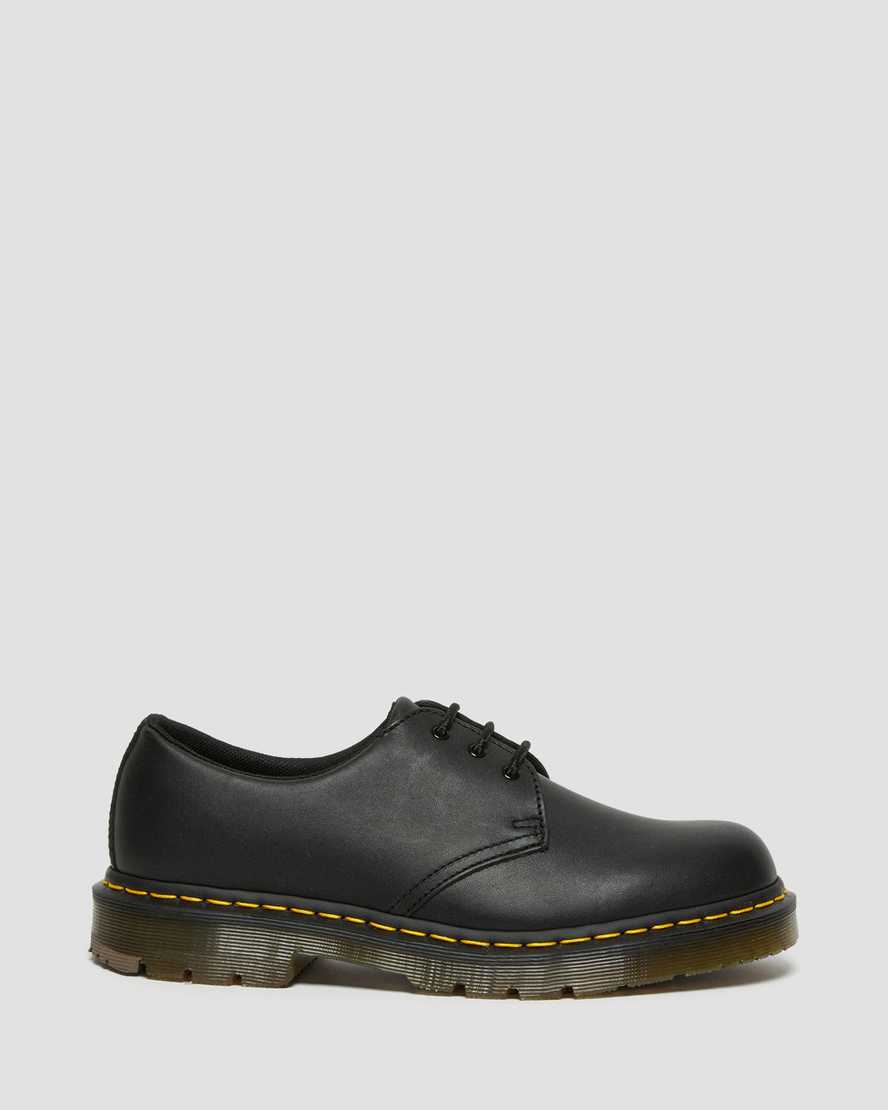 https://i1.adis.ws/i/drmartens/24381001.88.jpg?$large$1461 Slip Resistant Leather Oxford Shoes | Dr Martens