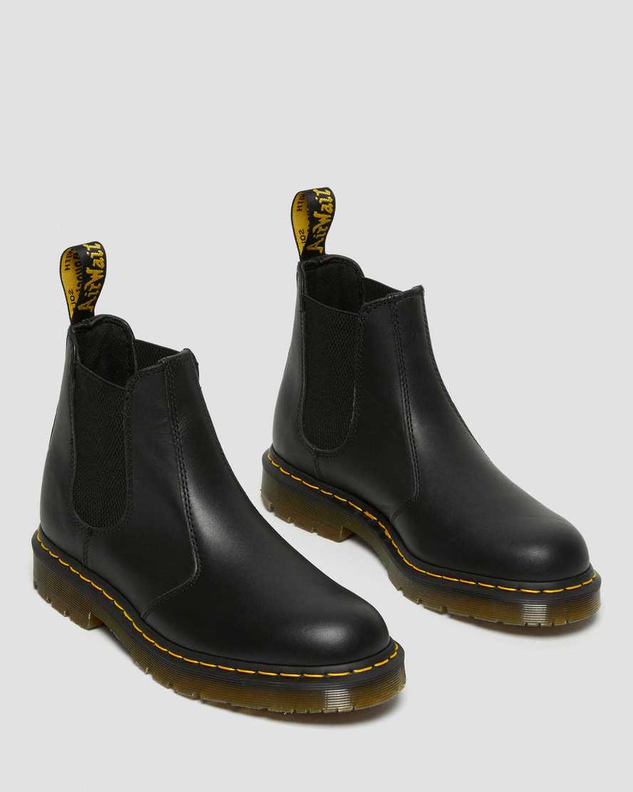https://i1.adis.ws/i/drmartens/24383001.88.jpg?$large$2976 Slip Resistant Leather Chelsea Boots | Dr Martens