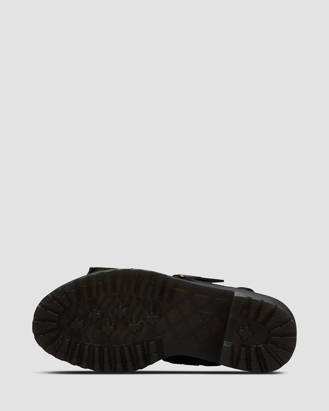 Ariel Wyoming in BLACK | Dr. Martens™