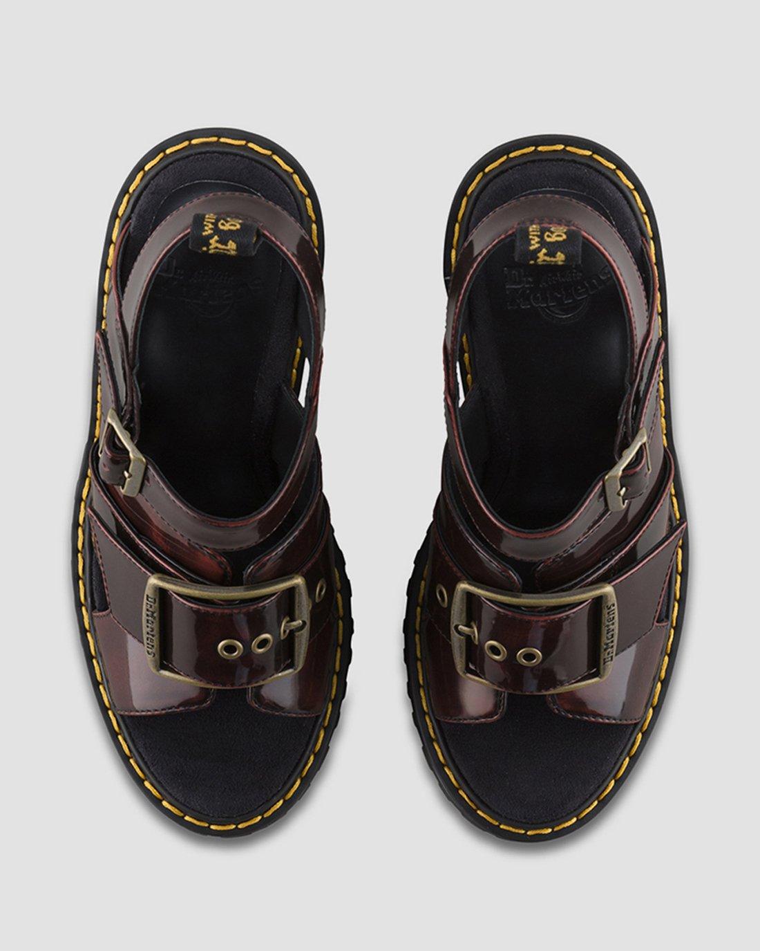 Granik Arcadia in CHERRY RED | Dr. Martens™