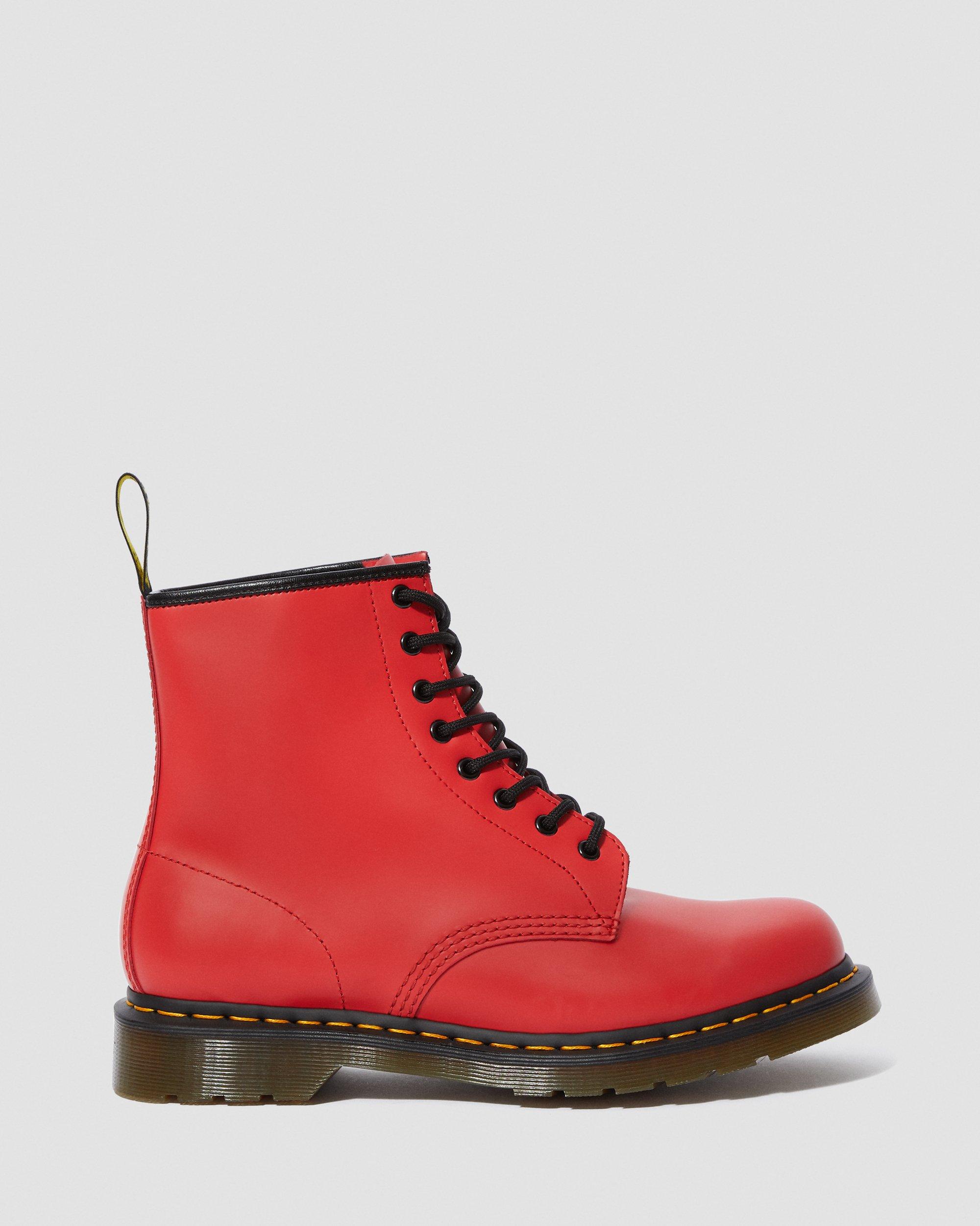 1460 Smooth Leather Lace Up Boots in SATCHEL RED | Dr. Martens™