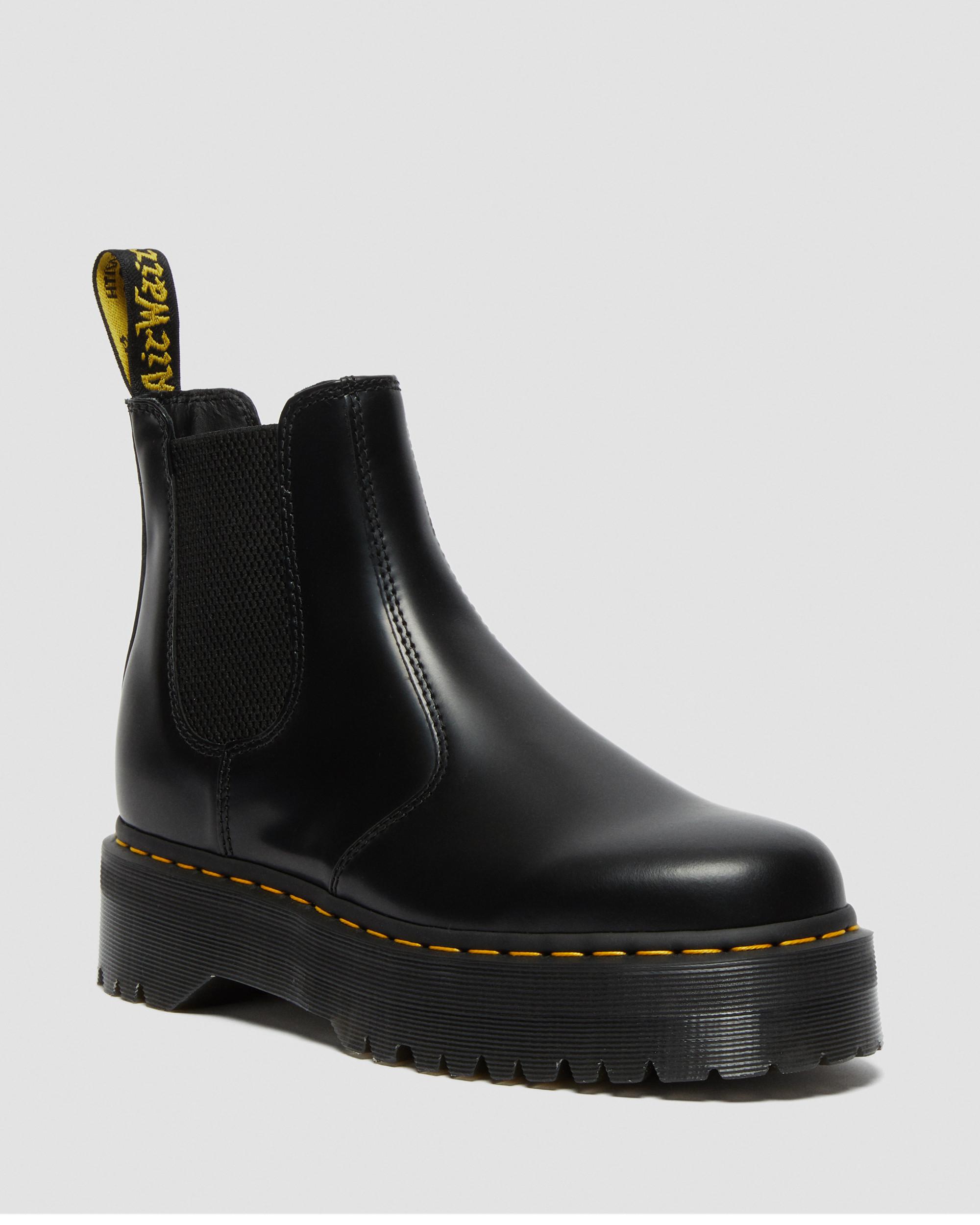 2976 Smooth Leather Platform Chelsea Boots in Black | Dr. Martens