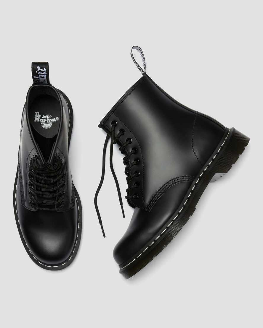 1460 Contrast Stitch Smooth Leather Boots1460 Contrast Stitch Smooth Leather Boots Dr. Martens