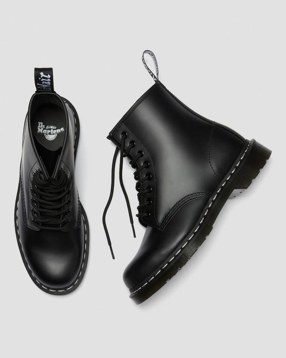 1460 Contrast Stitch Smooth Leather Boots in Black | Dr. Martens