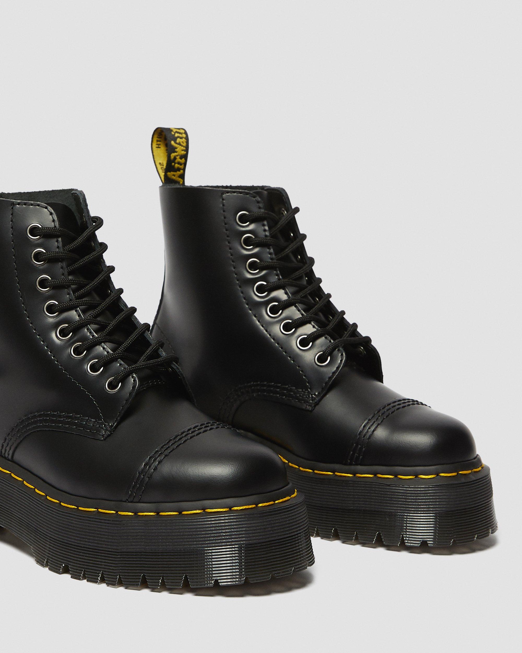 Sinclair Smooth Women's Leather Platform Boots | Dr. Martens