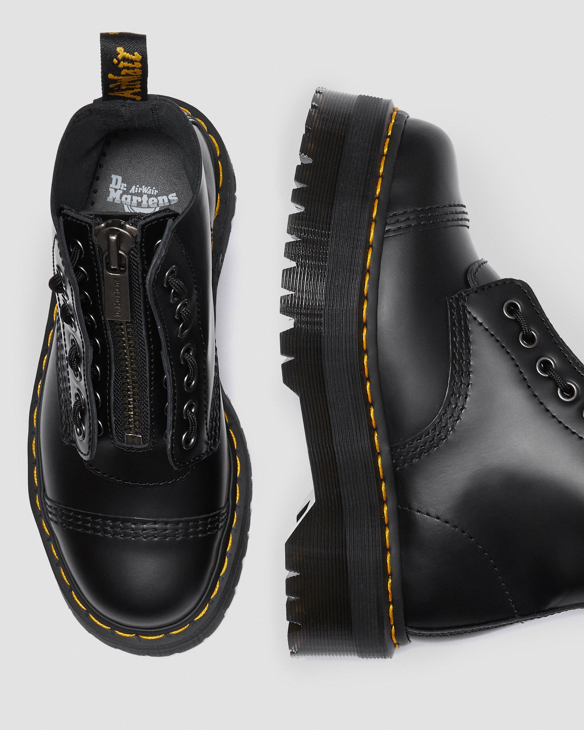 Sinclair Smooth Women's Leather Platform Boots in BLACK | Dr. Martens™