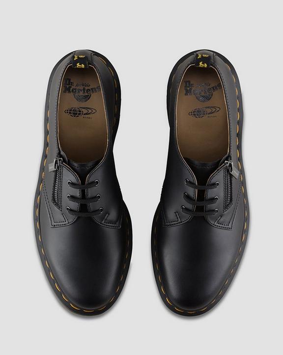 1461 W/Zip Beams in Black | Dr. Martens 1461 W/Zip Beams in Black | Dr. Martens
