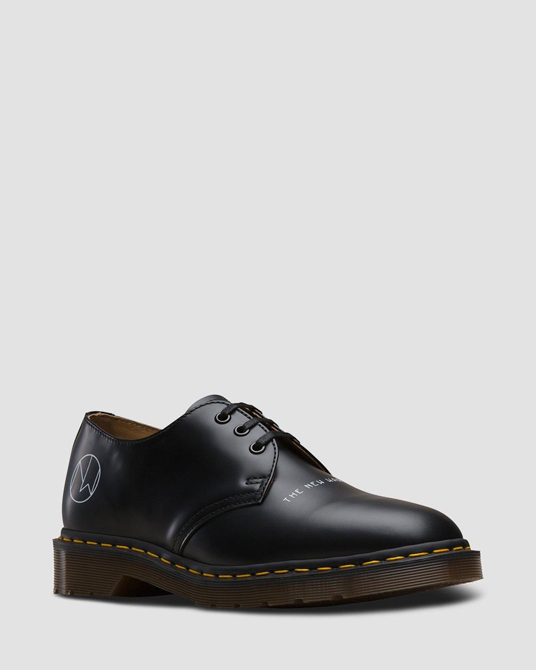 1461 Undercover in BLACK | Dr. Martens™
