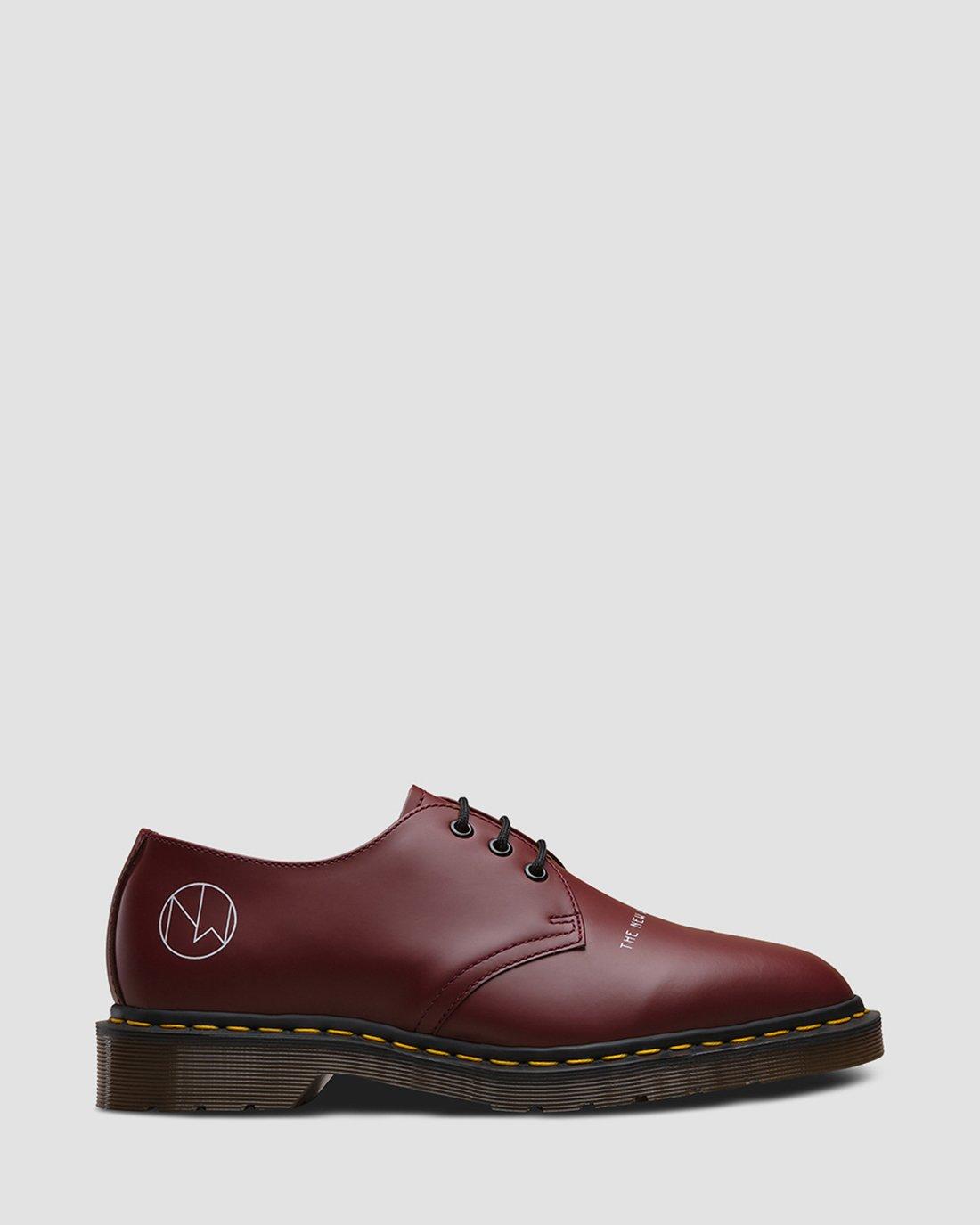1461 Undercover in CHERRY RED | Dr. Martens™