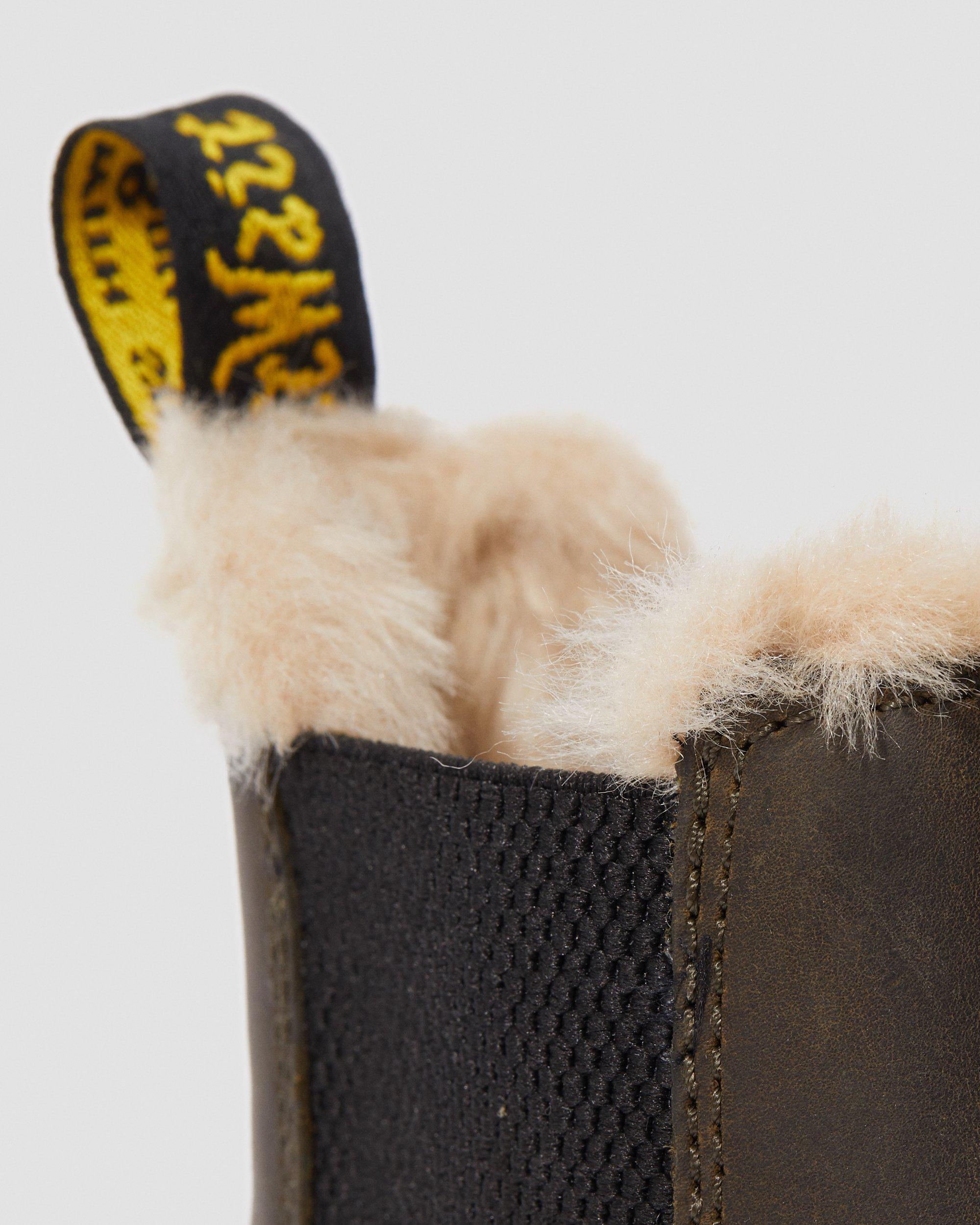 2976 Women's Faux Fur Lined Chelsea Boots Dr. Martens