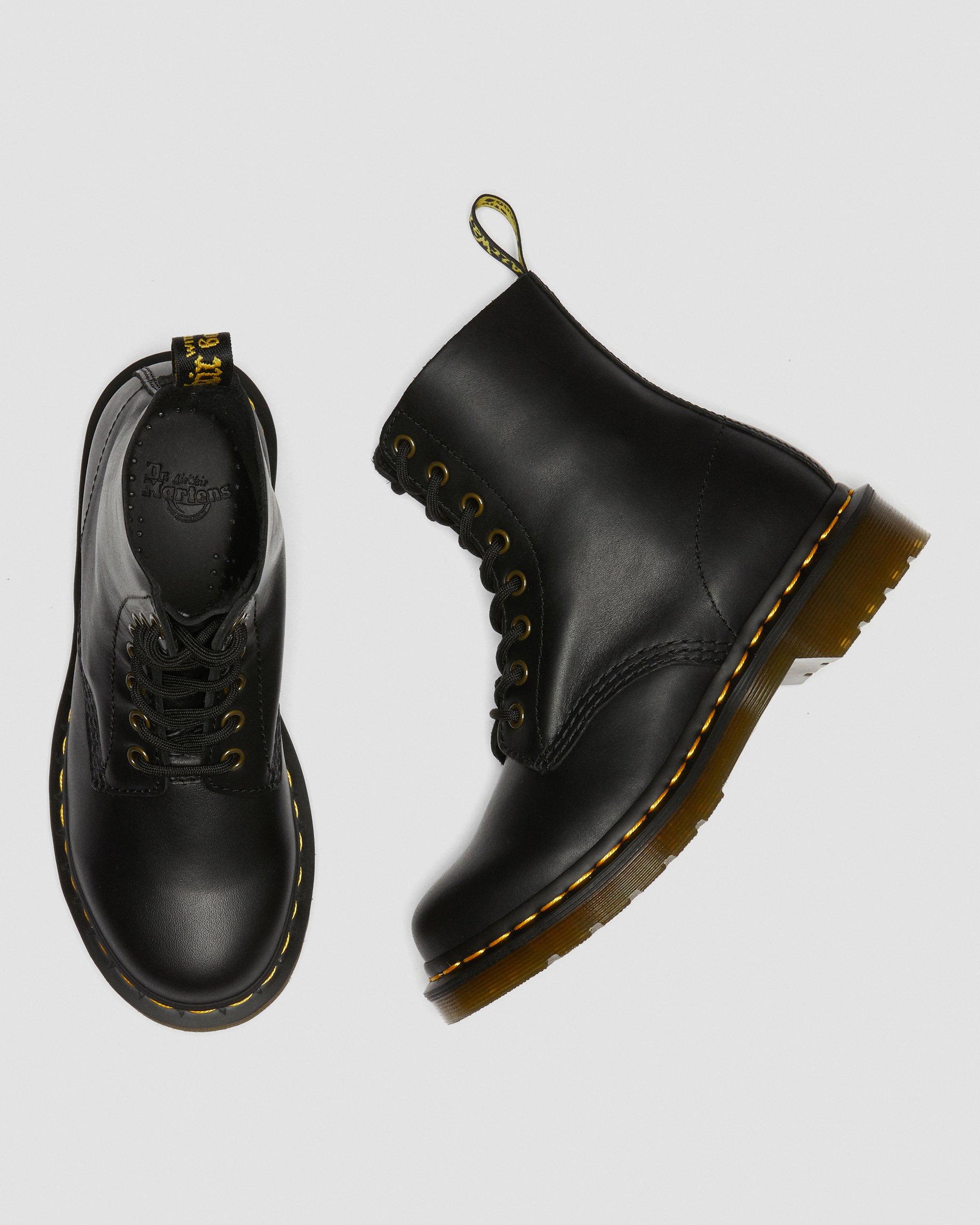 1460 Pascal Women's Wanama Leather Boots in Black | Dr. Martens