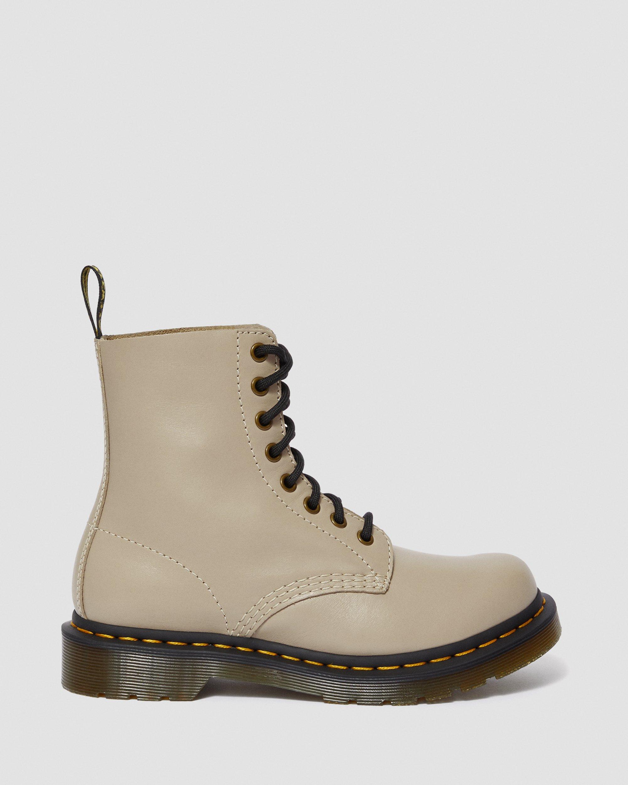 1460 Pascal Women's Wanama Leather Boots | Dr. Martens