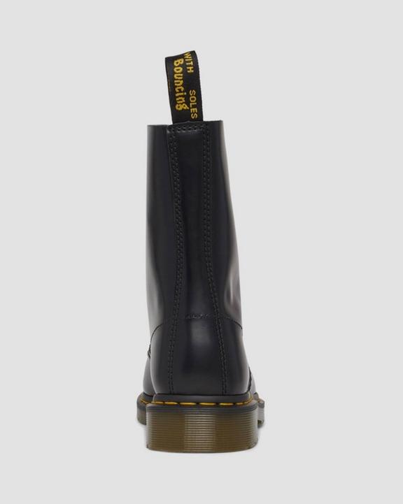 1490 MARC JACOBS SMOOTH Dr. Martens