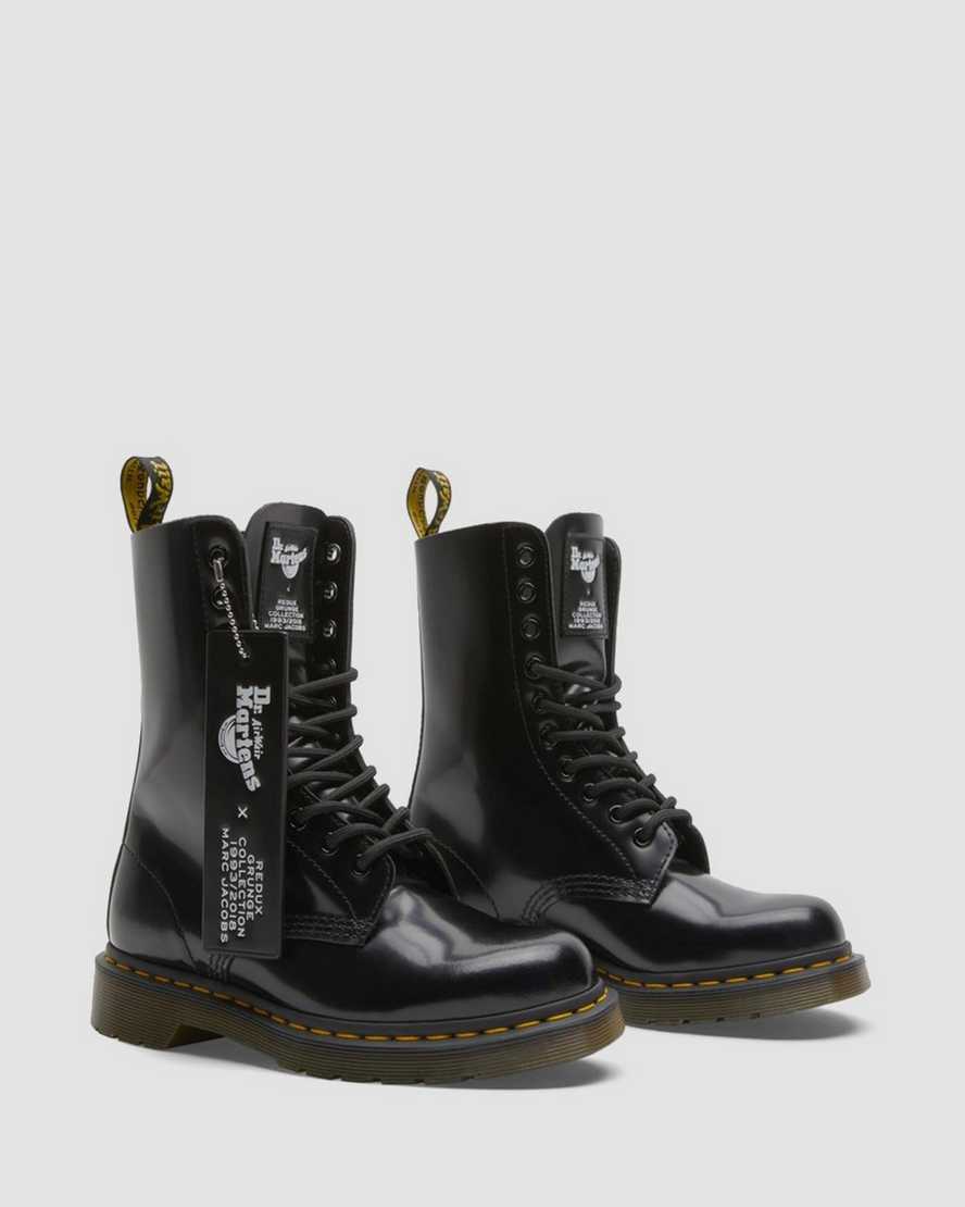 1490 MARC JACOBS SMOOTH Dr. Martens