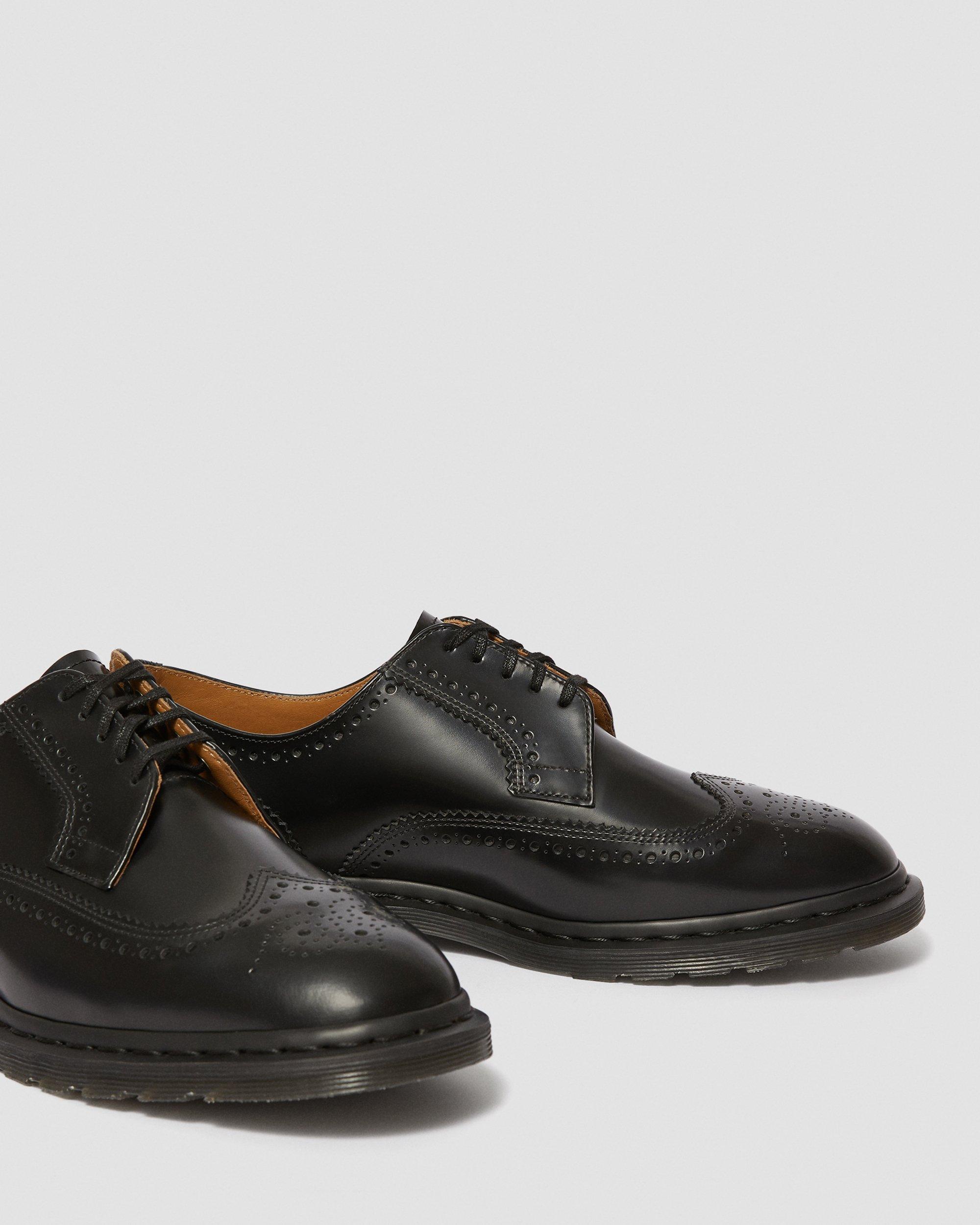 Kelvin II Smooth Leather Brogue Shoes, Black | Dr. Martens