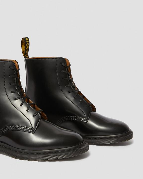 WINCHESTER II LEATHER LACE UP BOOTS Dr. Martens