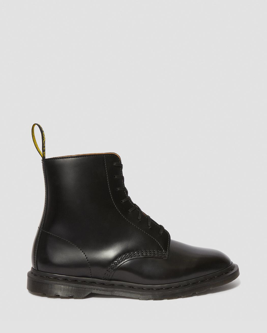 WINCHESTER II LEATHER LACE UP BOOTS | Dr. Martens