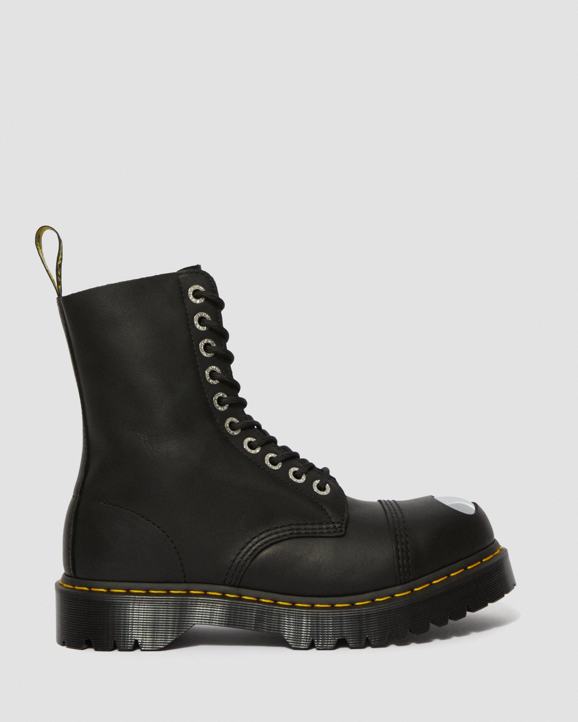 8761 BXB BOOT in Black | Dr. Martens