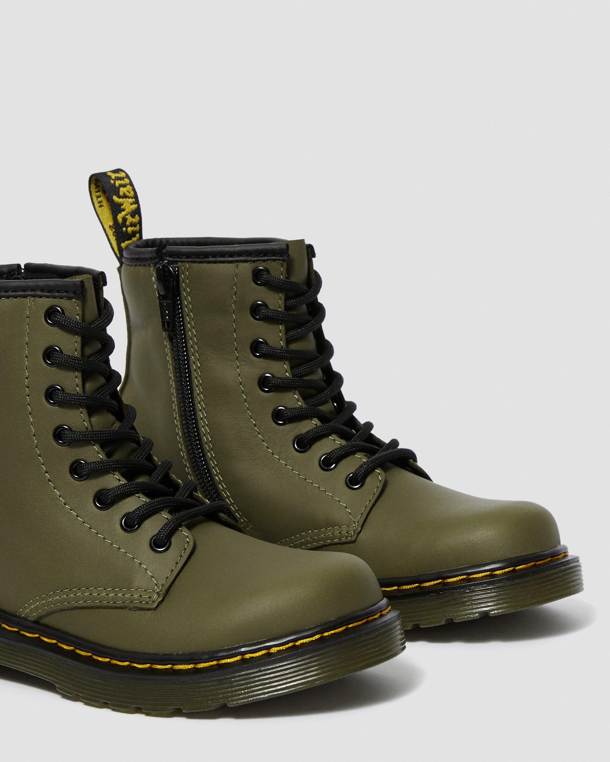 Junior 1460 Leather Lace Up Boots in DMS OLIVE | Dr. Martens™