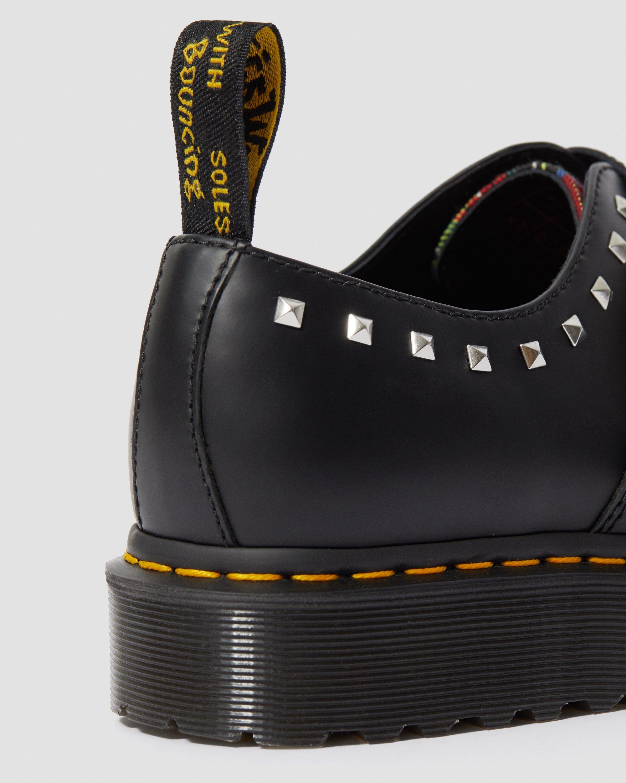 Ramsey Monk Tartan in BLACK+RED STEWART | Dr. Martens™