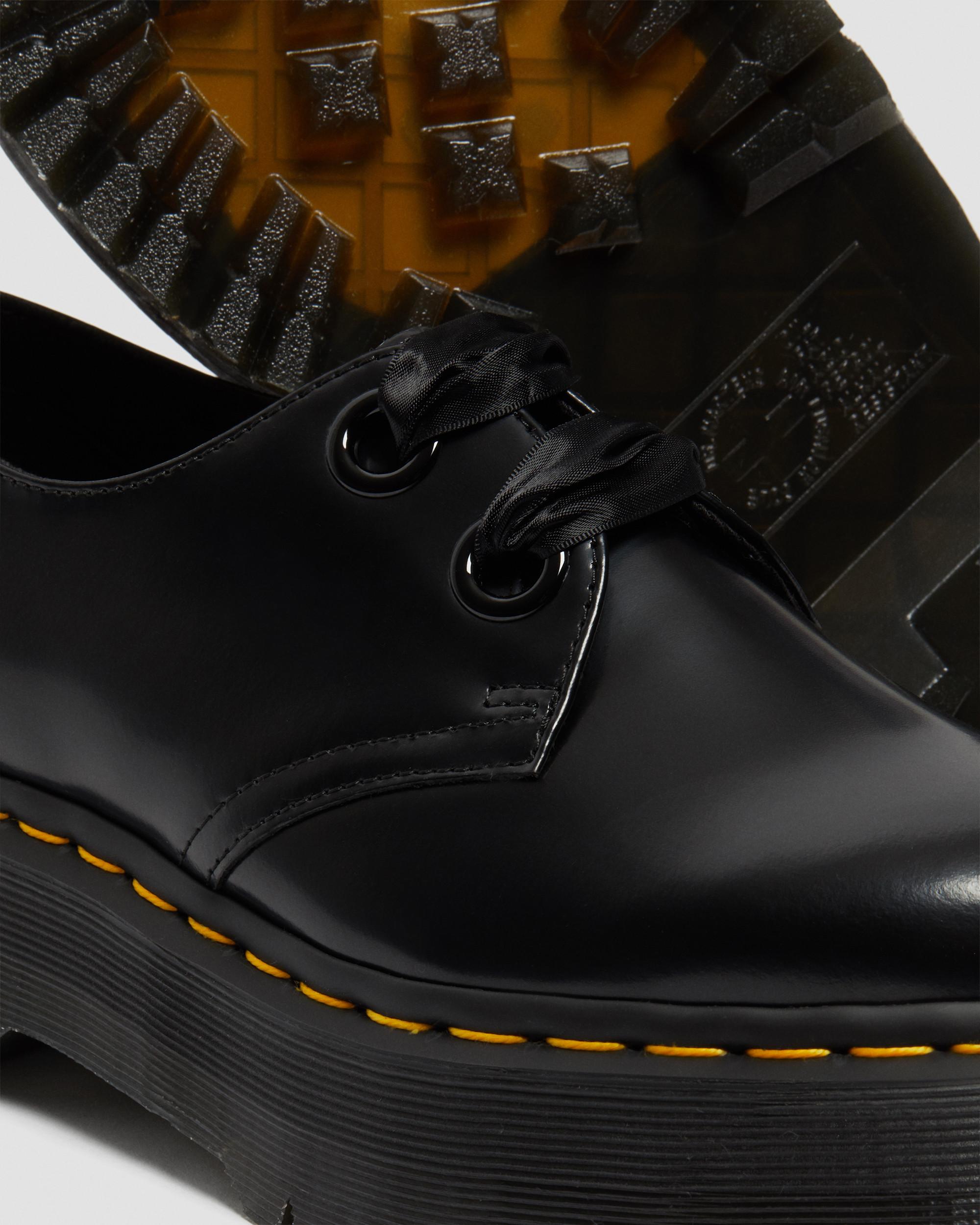 Holly Women's Leather Platform Shoes in Black | Dr. Martens