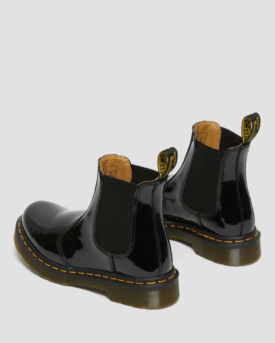 https://i1.adis.ws/i/drmartens/25278001.87.jpg?$large$2976 Women's Patent Leather Chelsea Boots | Dr Martens