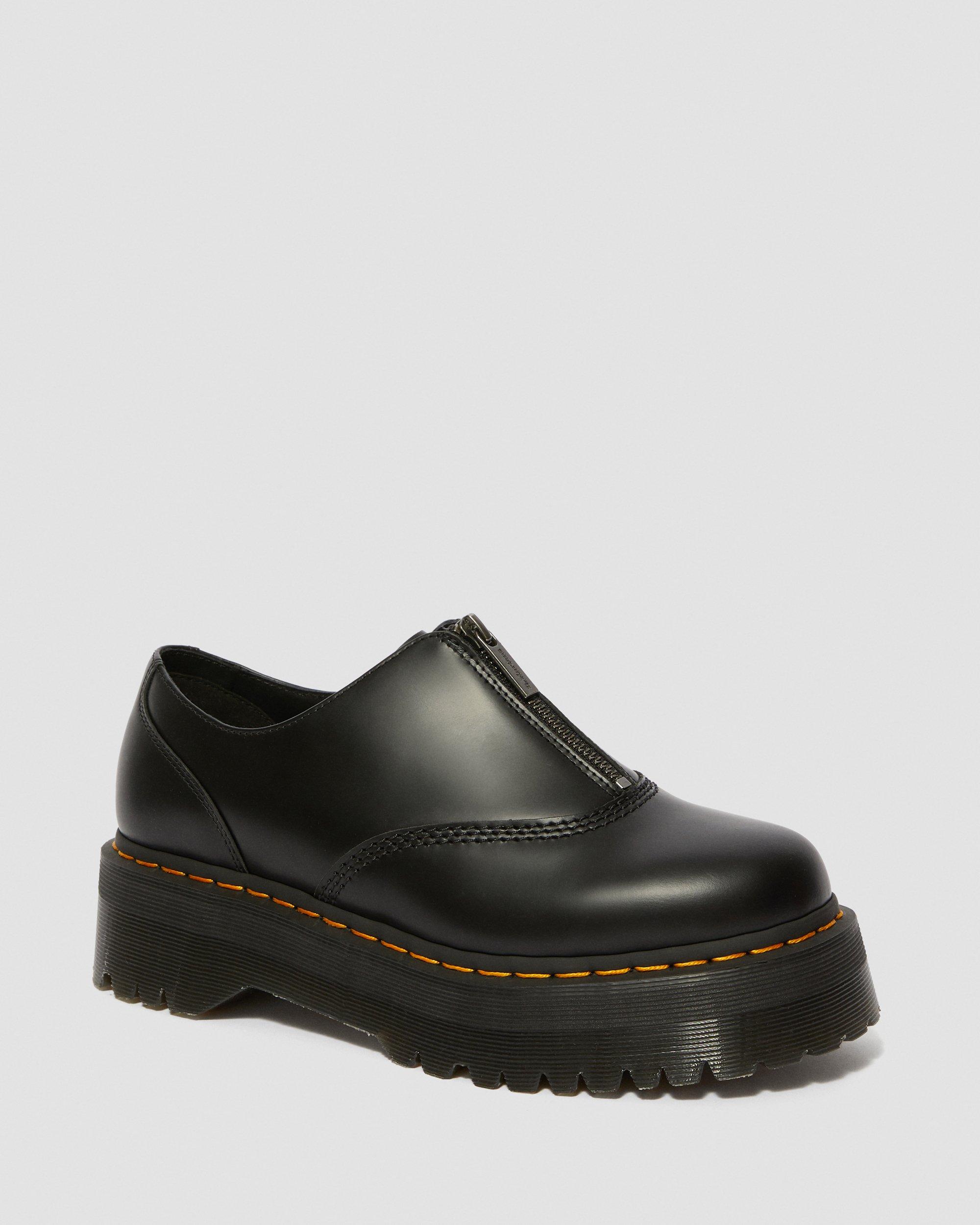 Aurian II Smooth Leather Platform Shoes in Black | Dr. Martens