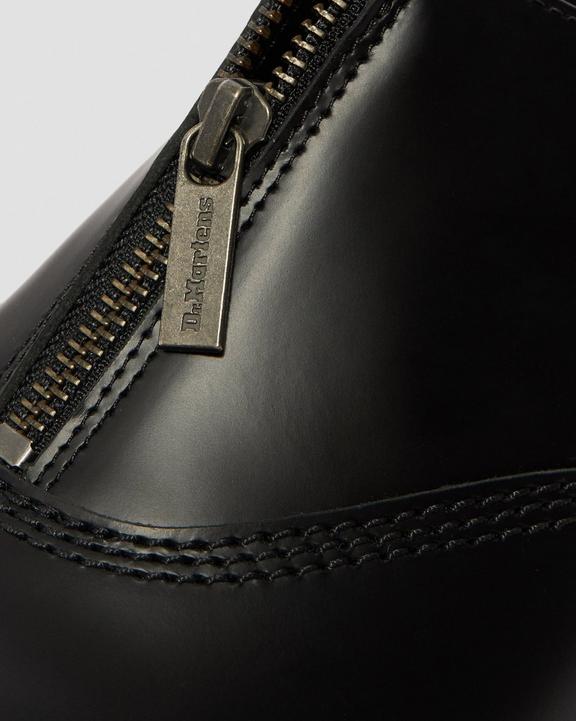 Aurian II Smooth Leather Platform Shoes in Black | Dr. Martens Aurian II Smooth Leather Platform Shoes in Black | Dr. Martens
