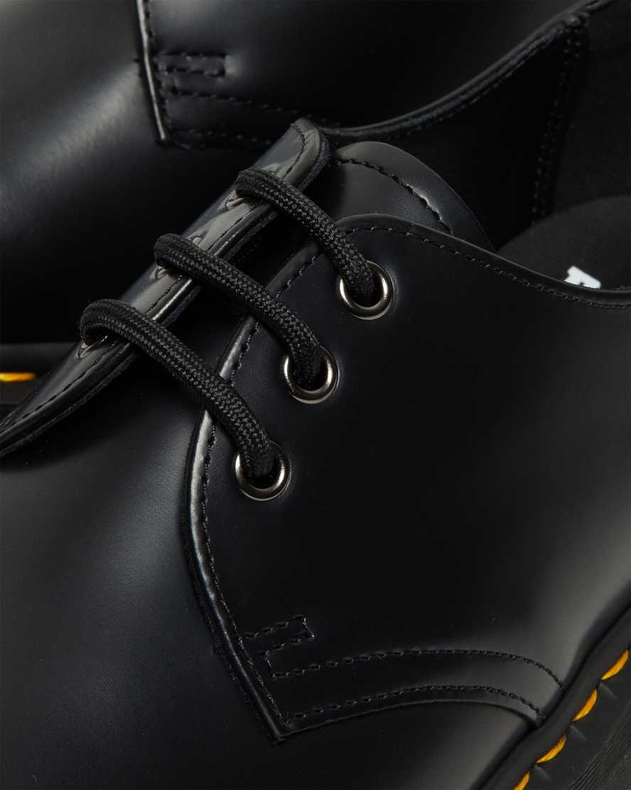 1461 Quad Smooth Leather Platform Shoes BlackChaussures 1461 en cuir à plateforme Quad Dr. Martens