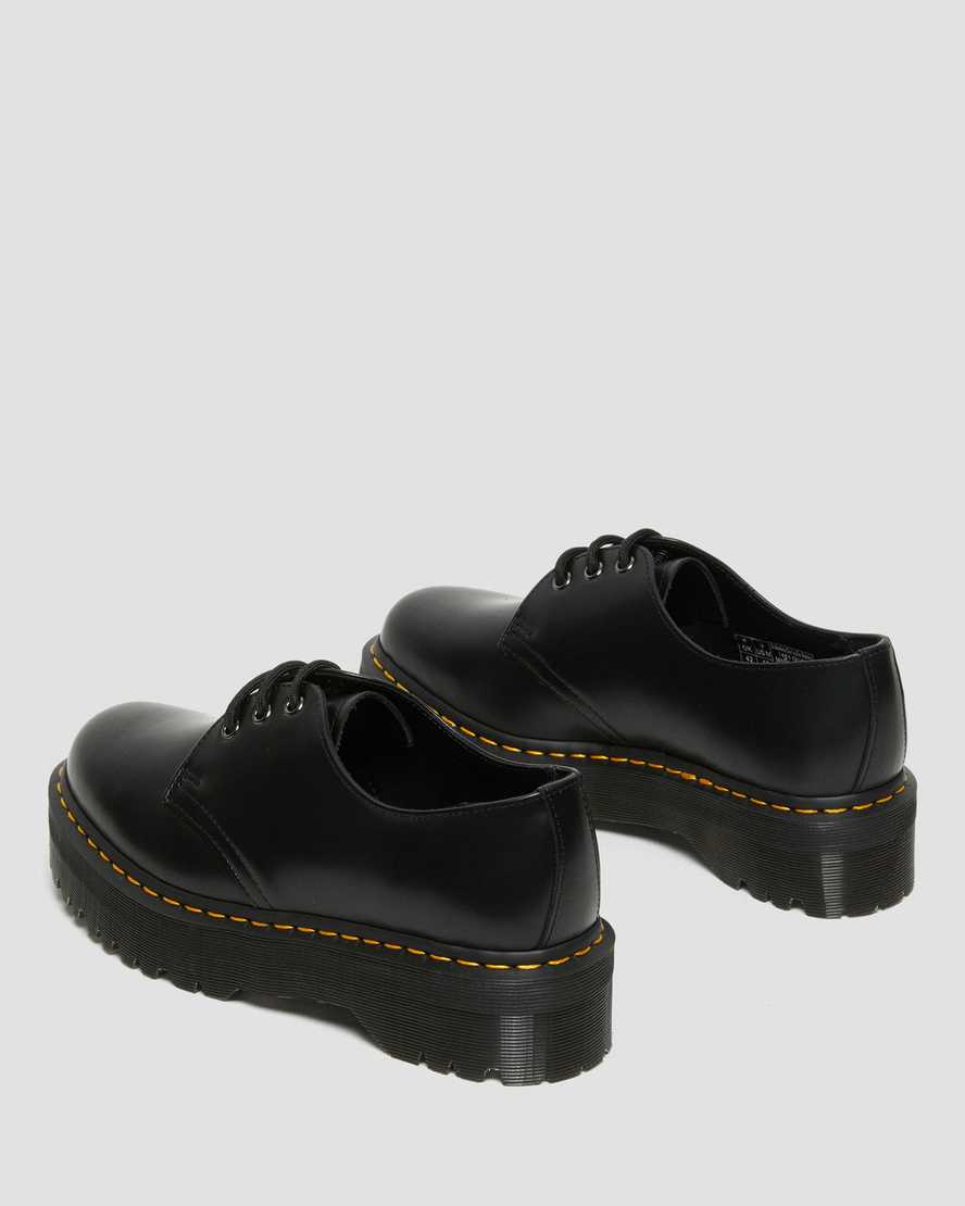https://i1.adis.ws/i/drmartens/25567001.90.jpg?$large$1461 Smooth Leather Platform Shoes | Dr Martens