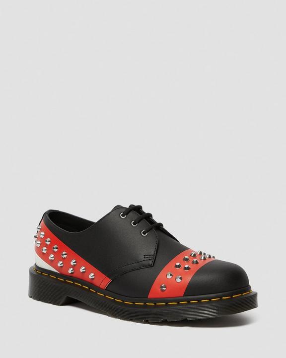 1461 Leather Studded Oxford Shoes in Black | Dr. Martens 1461 Leather Studded Oxford Shoes in Black | Dr. Martens