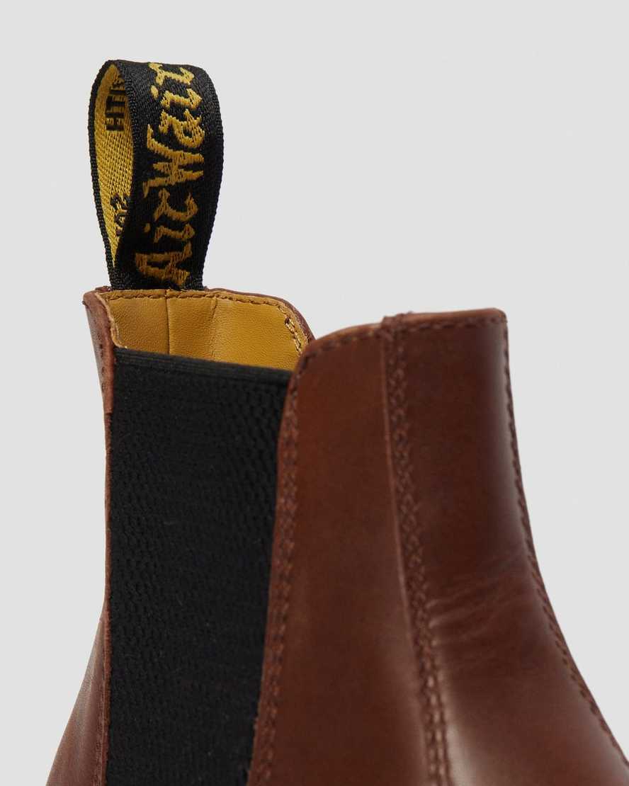 2976 Classico Leather Chelsea Boots Dr. Martens