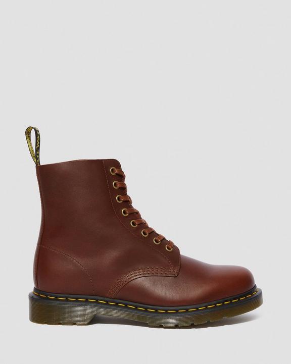 1460 Pascal Classico Leather Lace Up Boots Dr. Martens