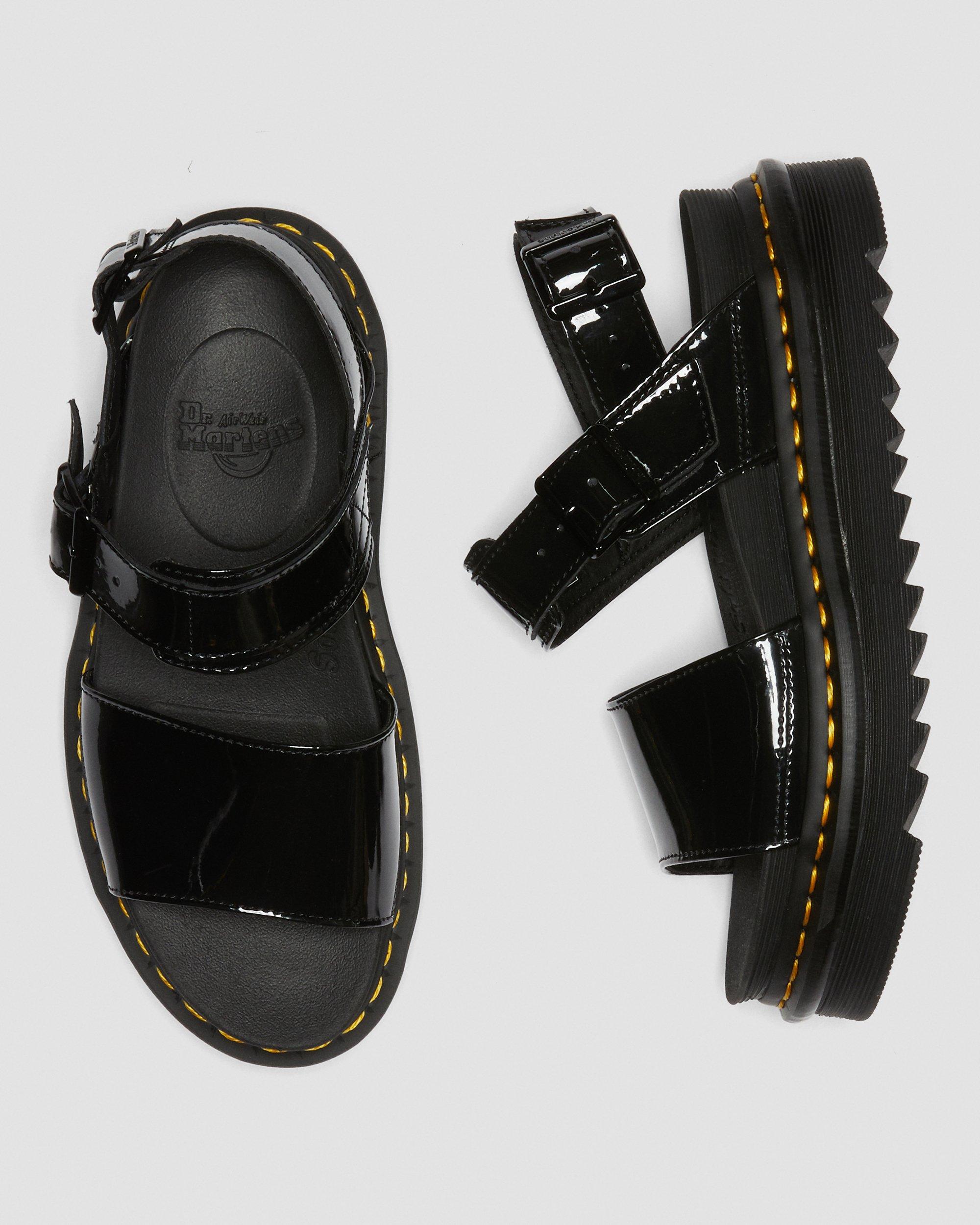 靴 Dr.Martens VOSS PATENT LAMPER VOSS PATENT SANDALS in BLACK | Dr. Martens™
