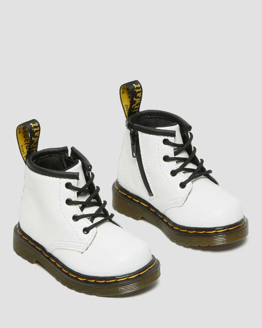 https://i1.adis.ws/i/drmartens/25809100.87.jpg?$large$Infant 1460 Leather Lace Up Boots | Dr Martens