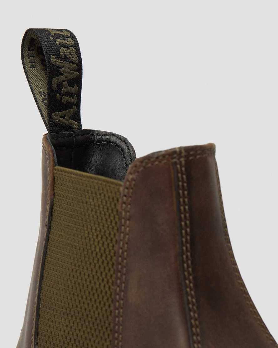 2976 Pop Crazy Horse Leather Chelsea Boots | Dr Martens