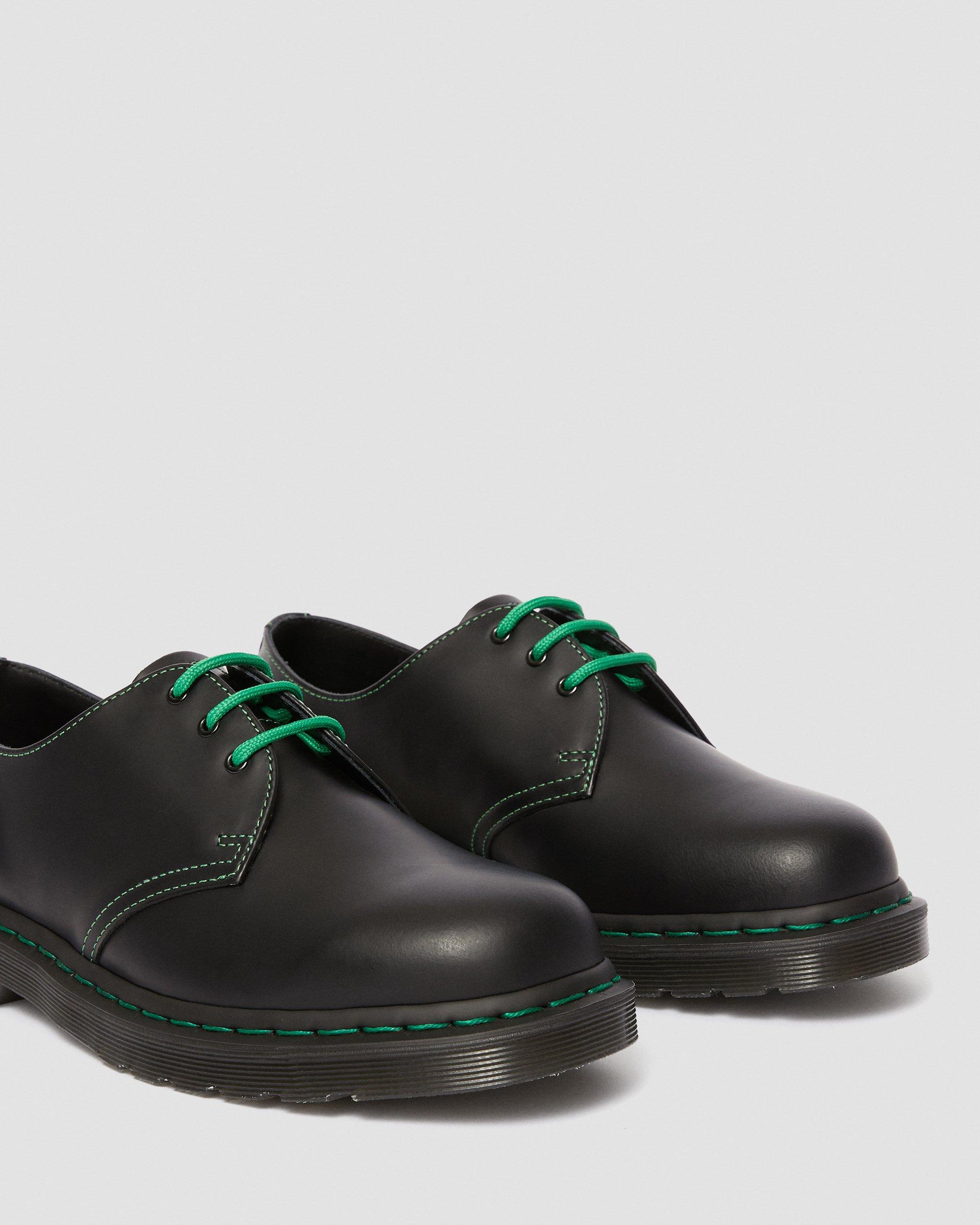 dr martens 1461 green smooth