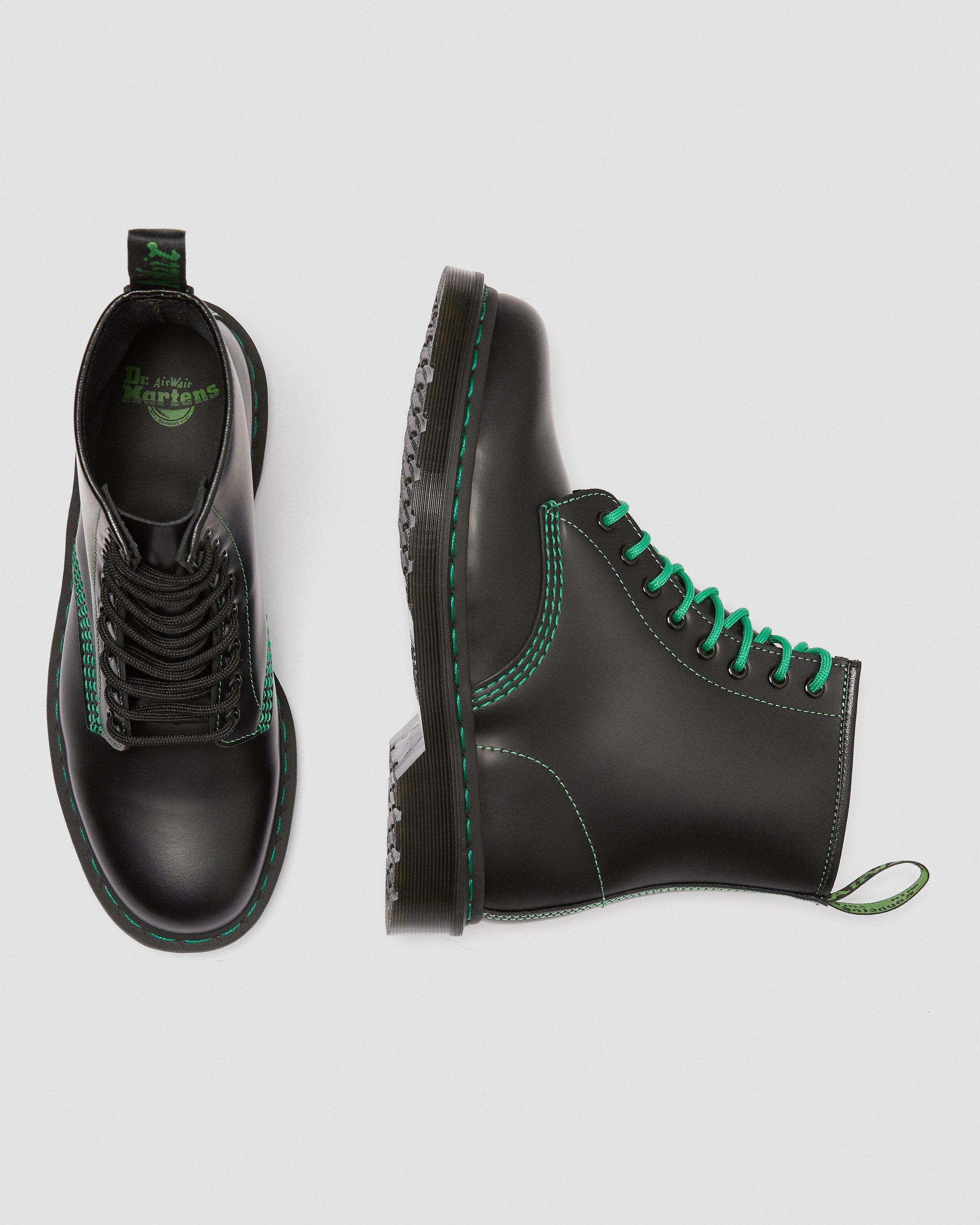 Dr martens green store stitch