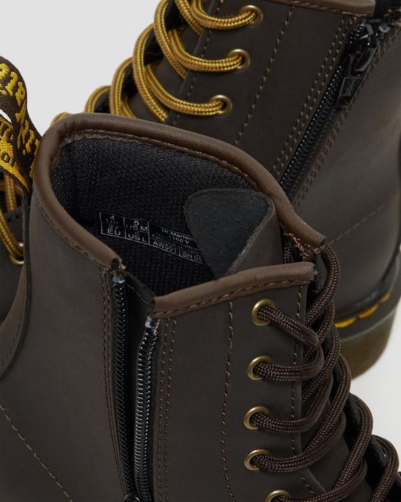 https://i1.adis.ws/i/drmartens/25839207.88.jpg?$large$Youth 1460 Wildhorse Leather Lace Up Boots Dr. Martens