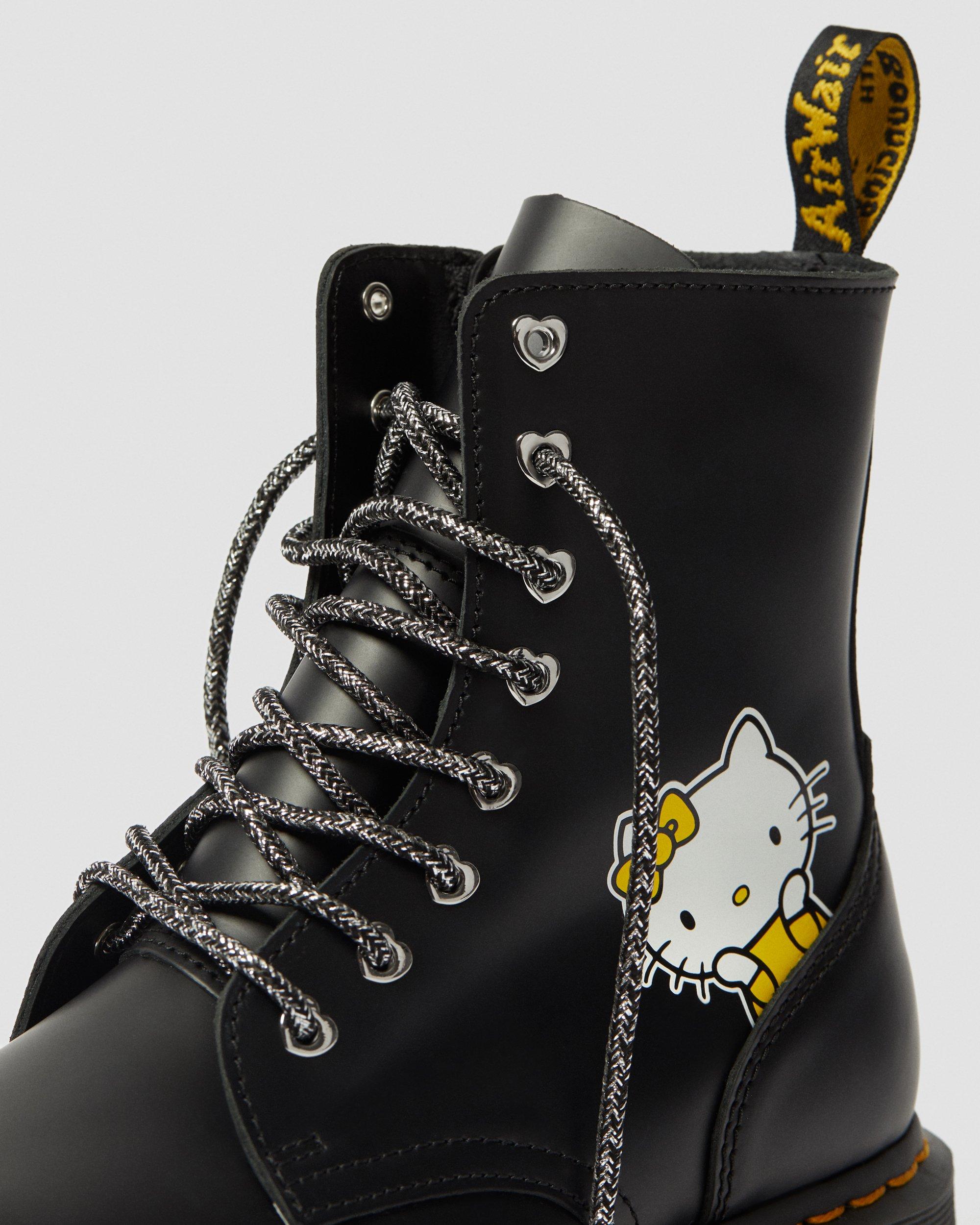 Jadon Women's Hello Kitty Platform Boots in BLACK | Dr. Martens™