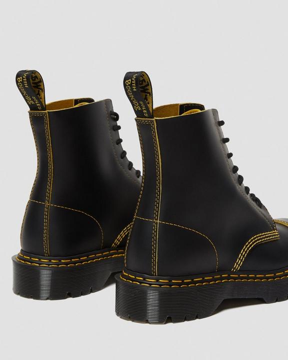 https://i1.adis.ws/i/drmartens/25946032.88.jpg?$large$1460 Pascal Double Stitch Leather Boots Dr. Martens