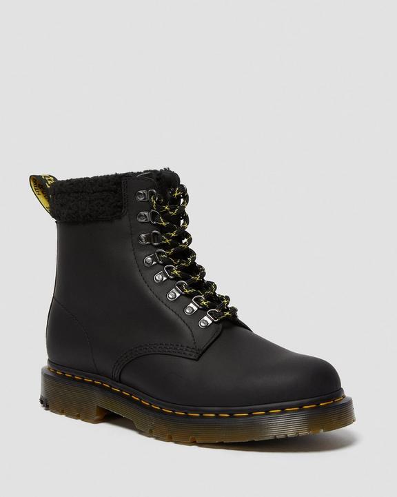 https://i1.adis.ws/i/drmartens/25990001.89.jpg?$large$1460 DM's Wintergrip Fleece Leather Boots Dr. Martens