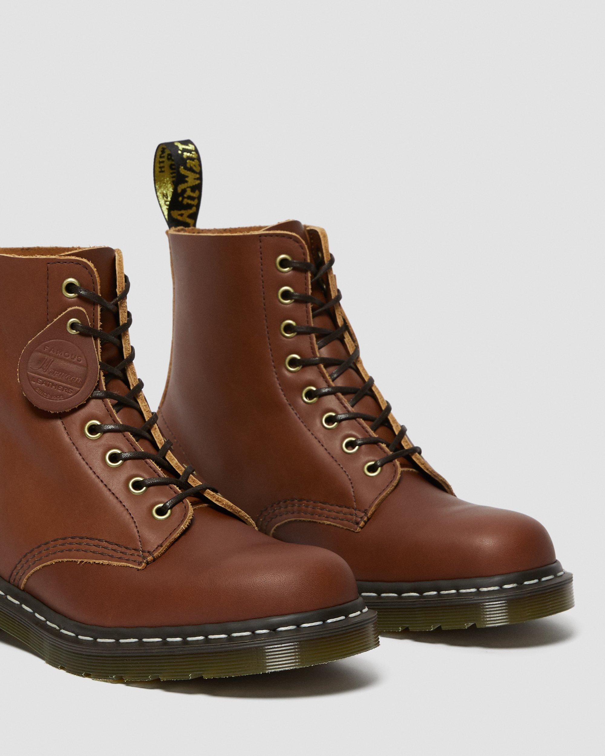1460 Veg Tan Leather Lace Up Boots in TAN | Dr. Martens™