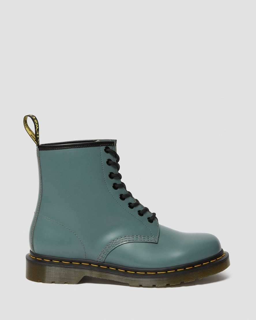 1460 Smooth Leather Lace Up Boots Dr. Martens
