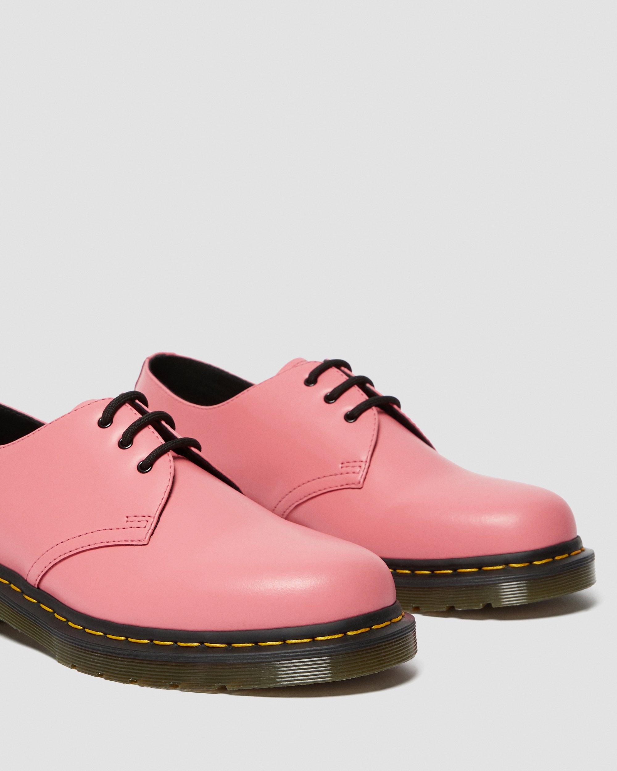 1461 Smooth Leather Oxford Shoes in ACID PINK | Dr. Martens™
