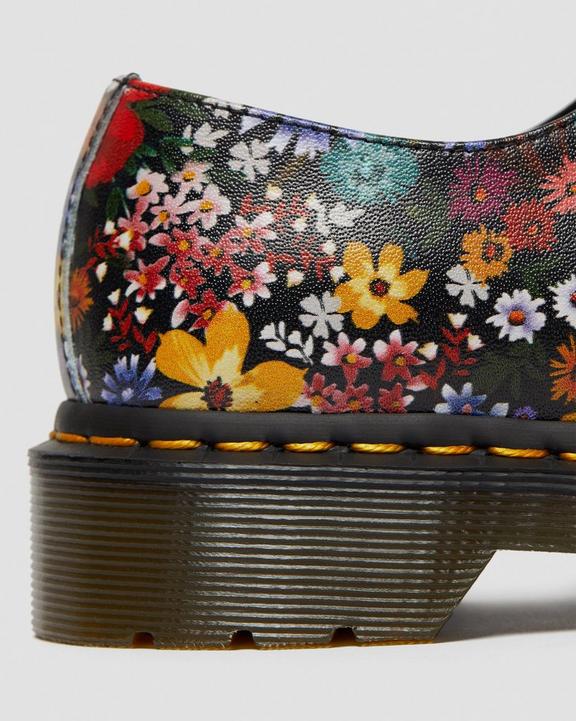 Zapatos con estampado floral 1461 Wanderlust Dr. Martens